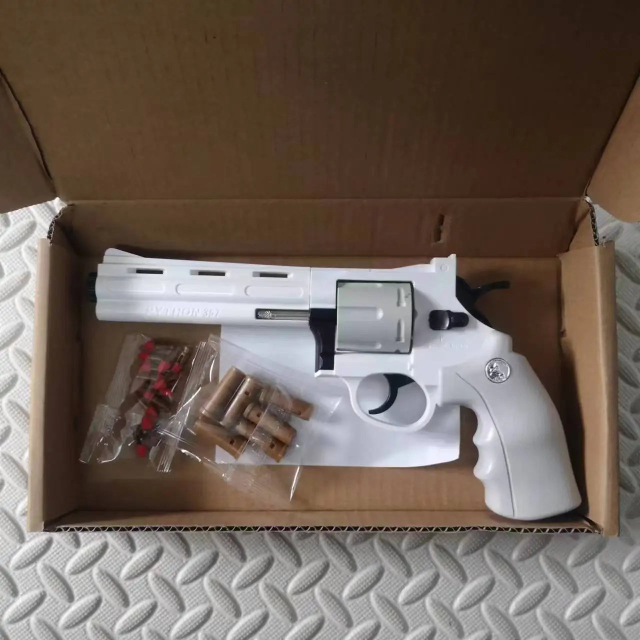 REVOLVER PYTHON